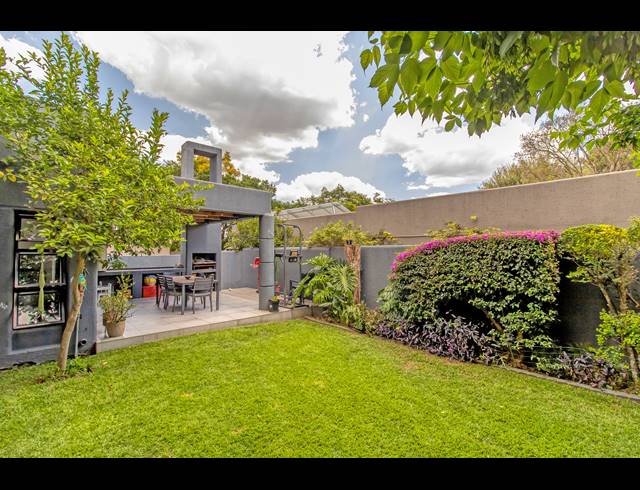 3 BEDROOM HOUSE FOR SALE IN CEDAR LAKES